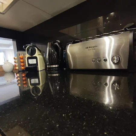 Luxury 2 Bedrooms, Private Heated Pool - Ehhouse *