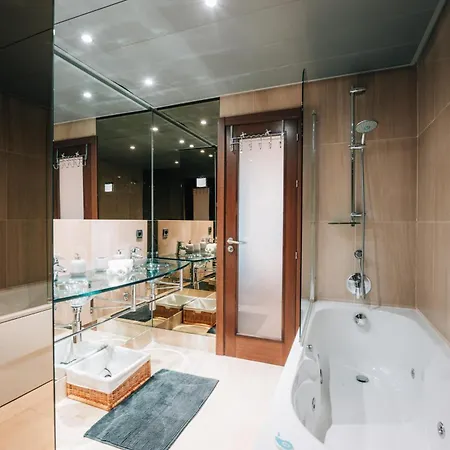 Apartman Luxury 2 Bedrooms, Private Heated Pool - Ehhouse *