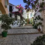 Apartmán Luxury 2 Bedrooms, Private Heated Pool - Ehhouse
