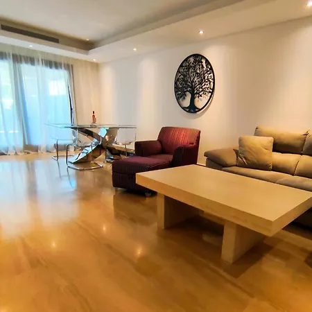 Appartement Luxury 2 Bedrooms, Private Heated Pool - Ehhouse