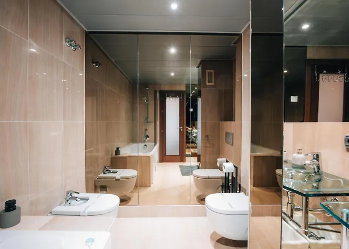 Апартаменты Luxury 2 Bedrooms, Private Heated Pool - Ehhouse Эстепона