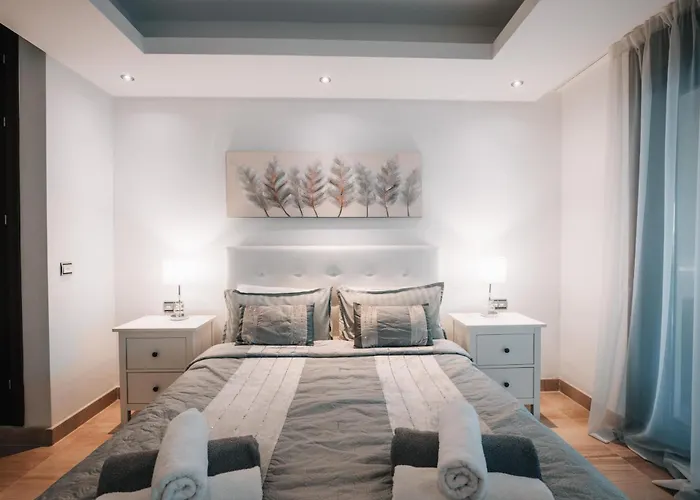 Luxury 2 Bedrooms, Private Heated Pool - Ehhouse * Эстепона