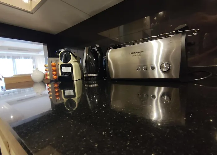 Luxury 2 Bedrooms, Private Heated Pool - Ehhouse *